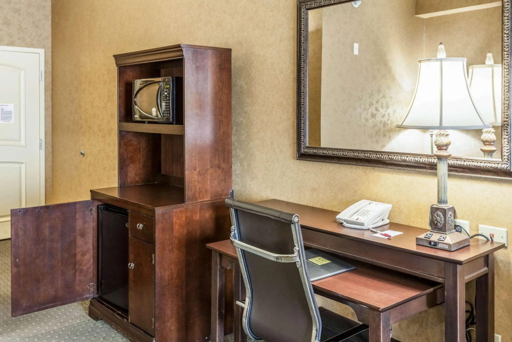 Comfort Suites Alamo-River walk