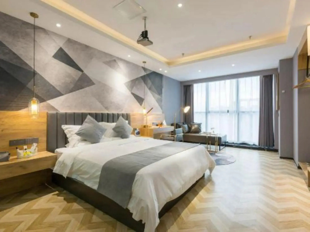 Yingyi Business Hotel