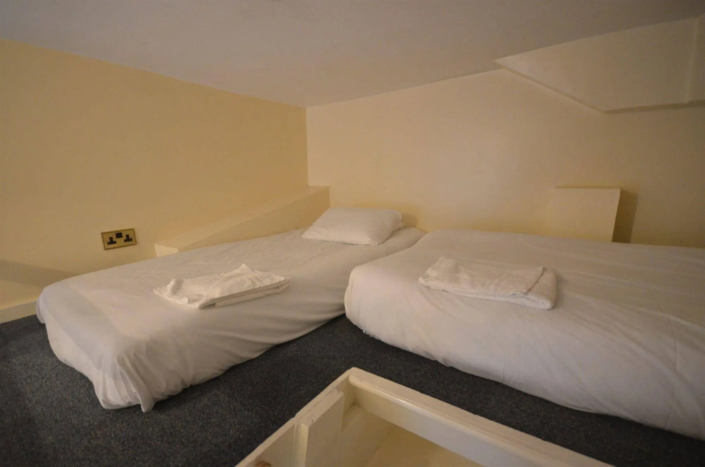 NOX Earls Court
