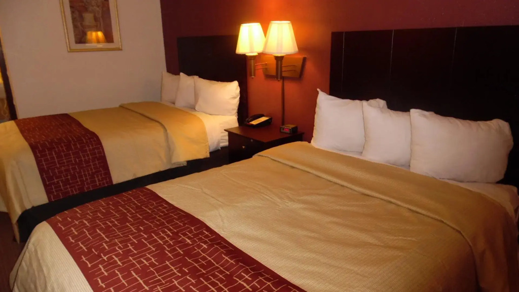 Red Roof Inn & Suites Oklahoma City Southwest