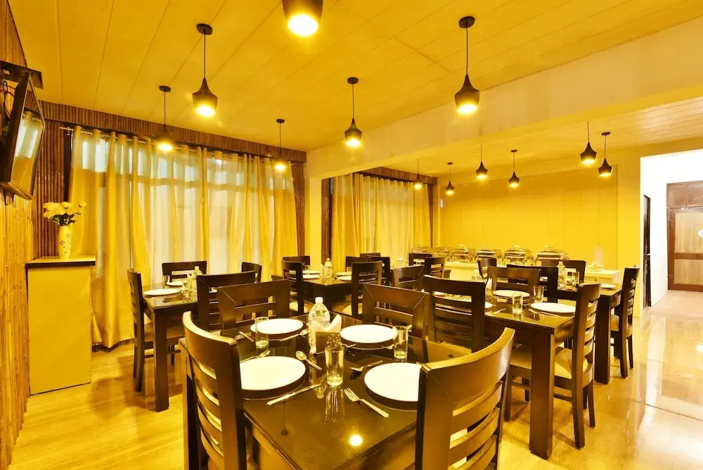 Kapoor Resort