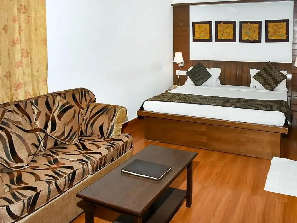 Hotel Priya
