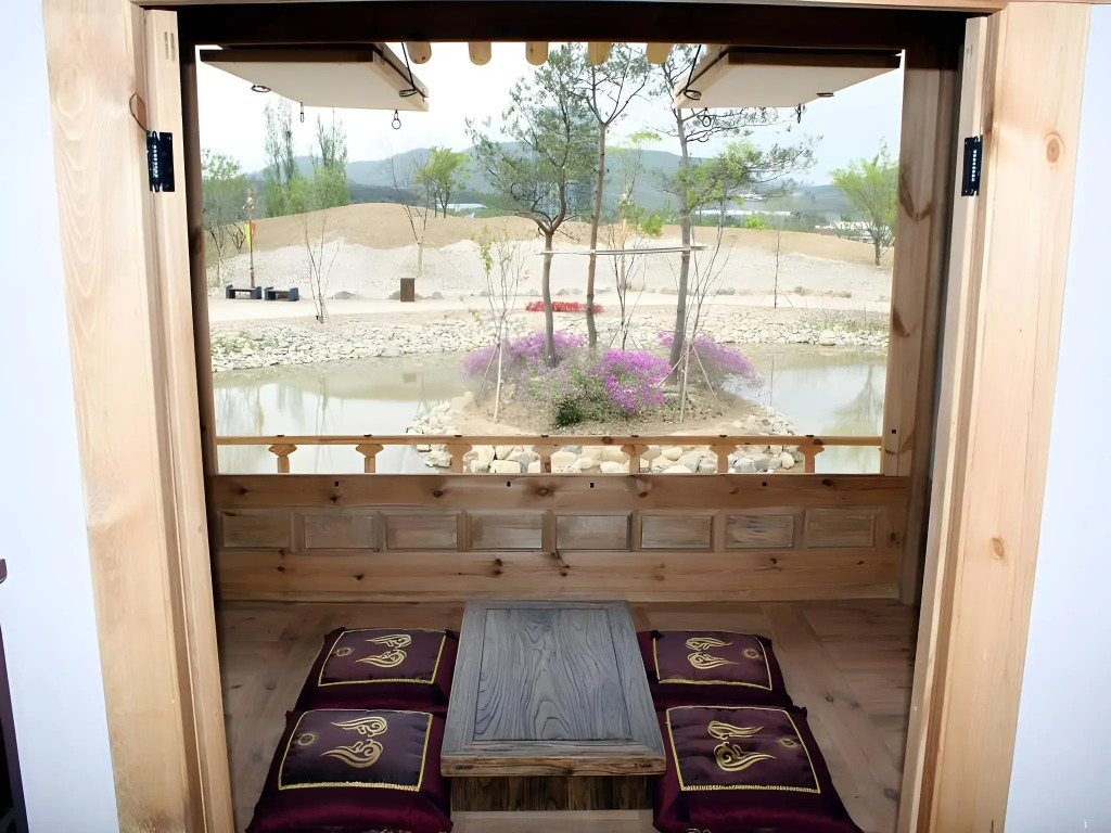 Gyeongju Ragung Hotel