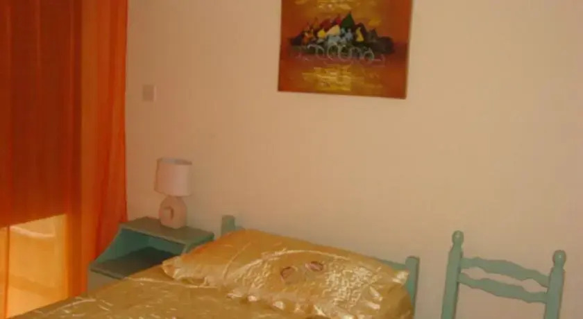 River Beach Apartment No. 202, Block B