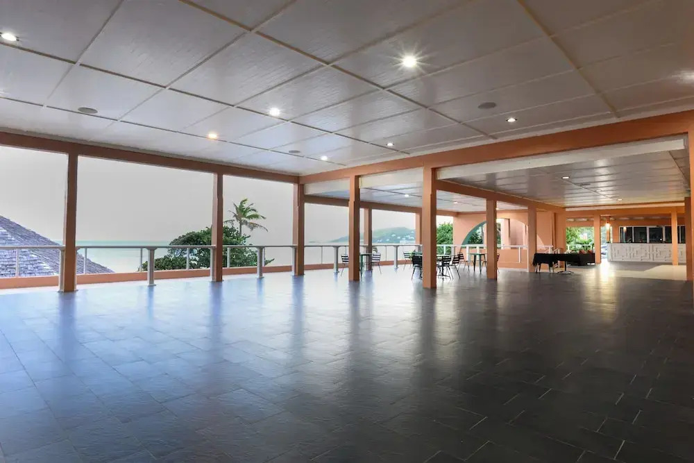 Grapetree Bay Hotel and Villas