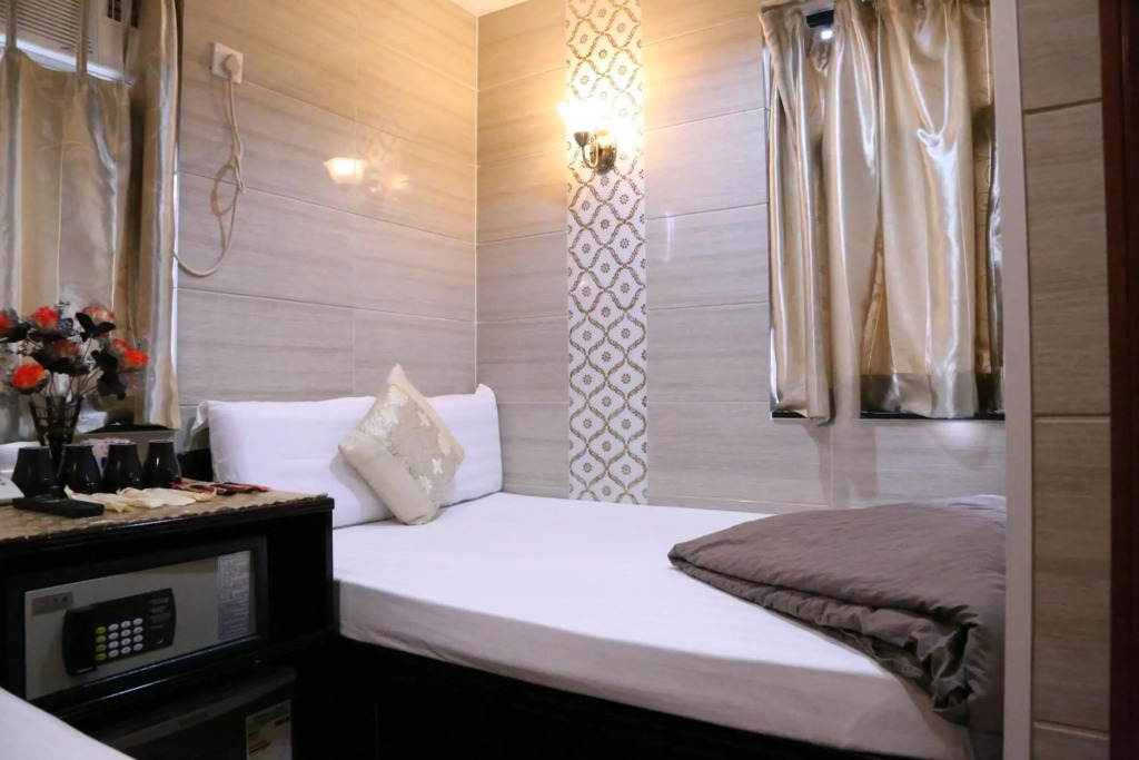 Russian Hostel