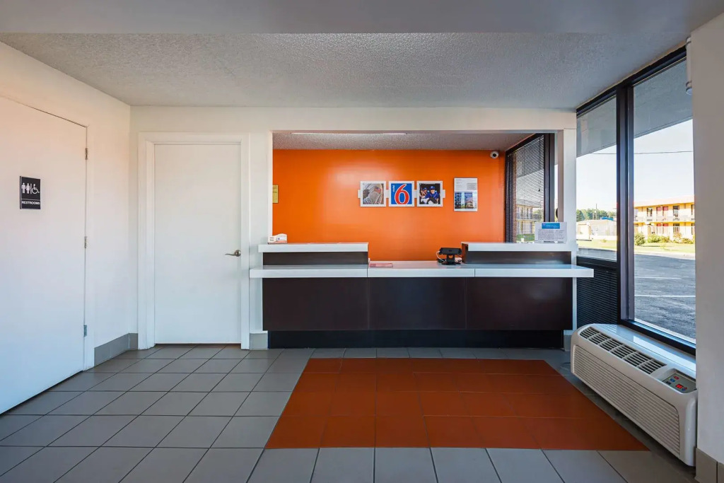 Motel 6 Perry 4860