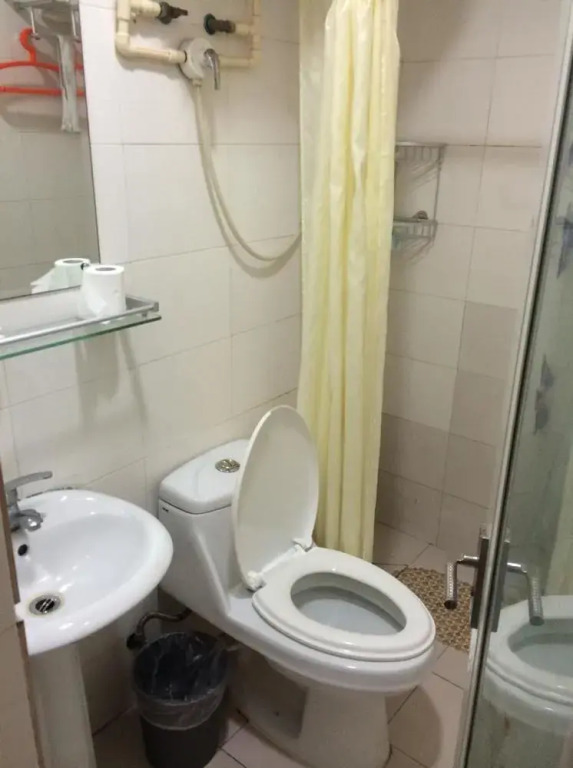 Linting Holiday Hotel