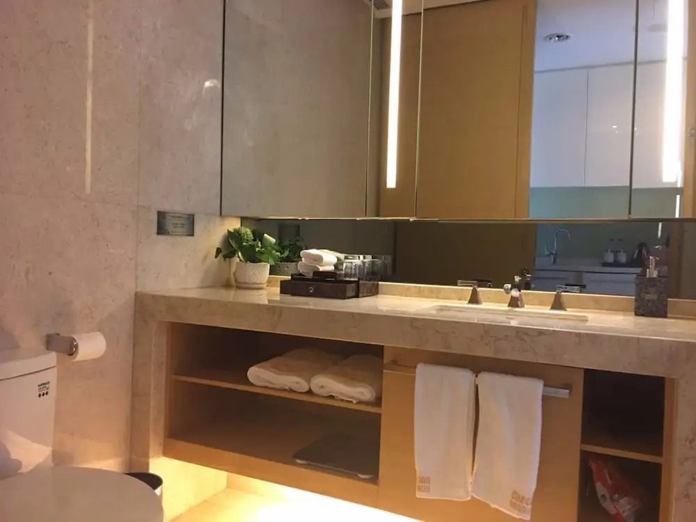 Checkinn Business Apartment-Poly World