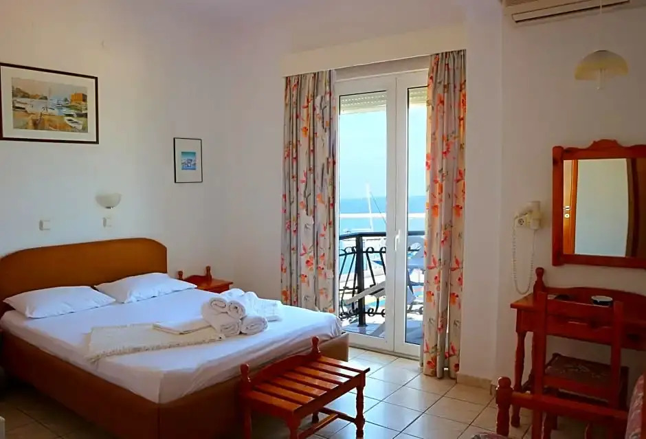 Akti Hotel
