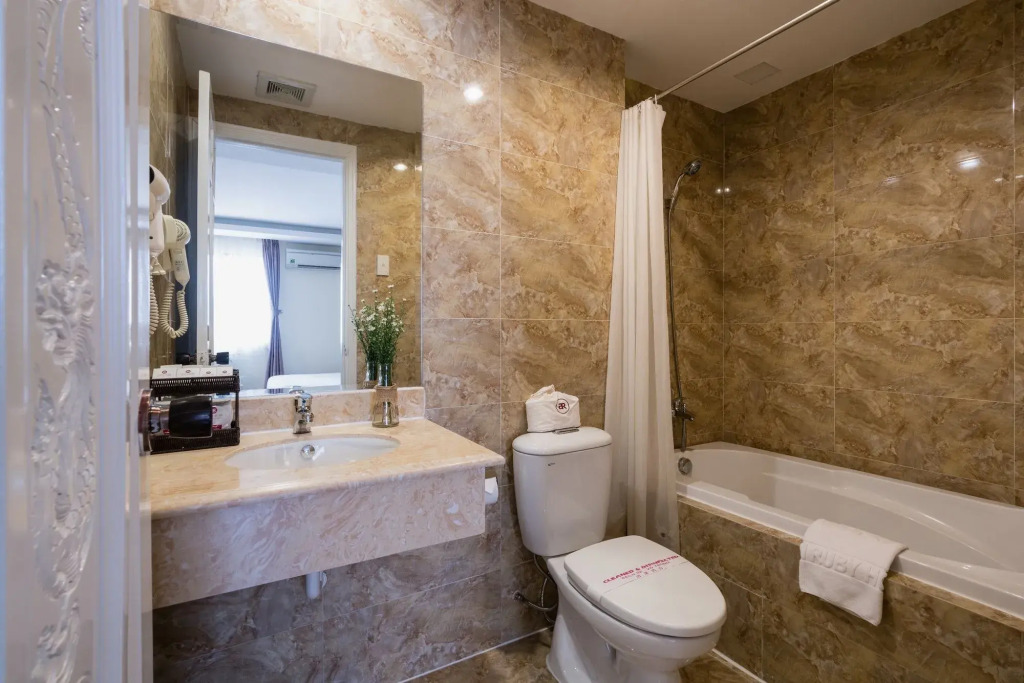 Asian Ruby Center Point Hotel & Spa