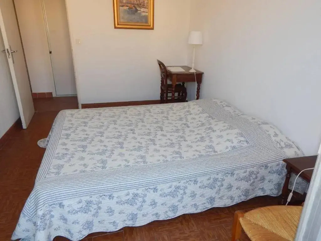 Appartement Bormes-les-Mimosas, 3 pièces, 8 personnes - FR-1-610-11