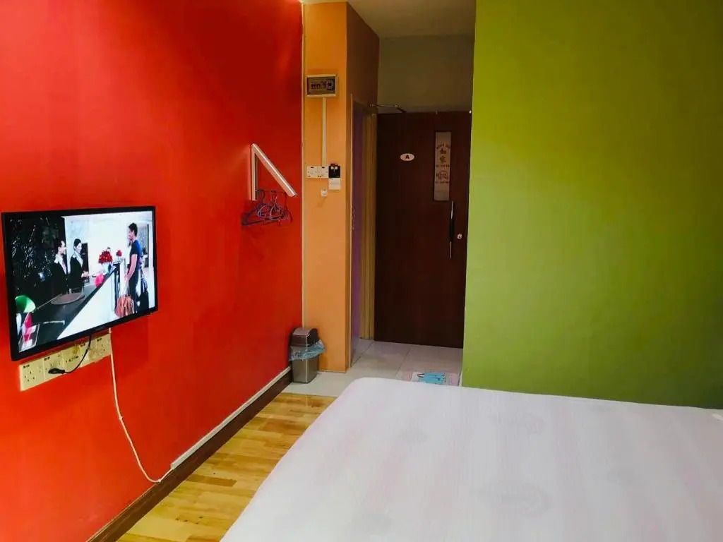 Home Inn Hotel
