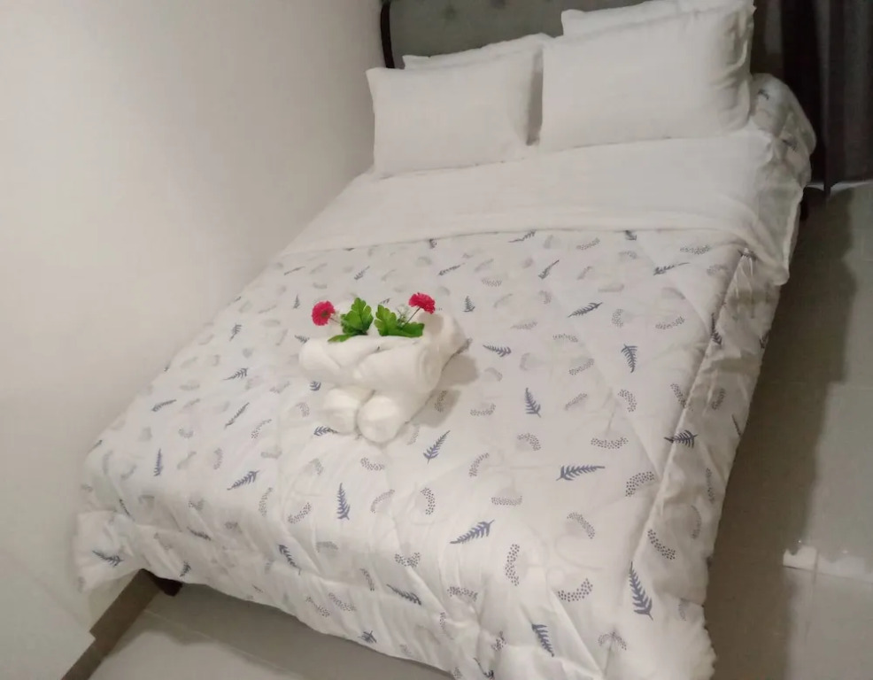 Luxurious Bayview 2BR Near MOA Picc CCP Free Wifi