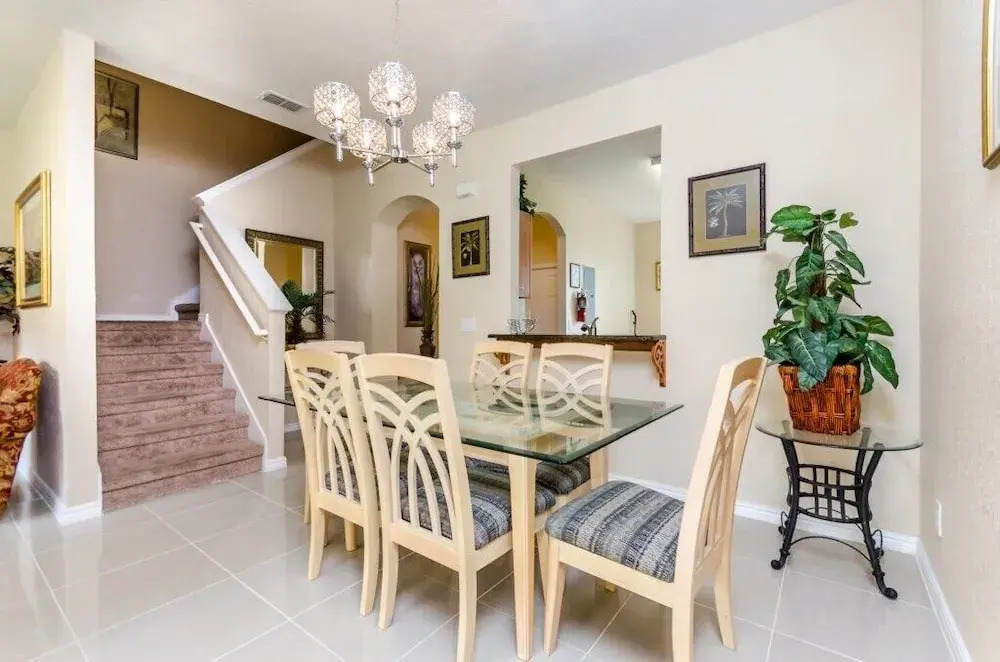 734lam 3 Bedroom Townhouse