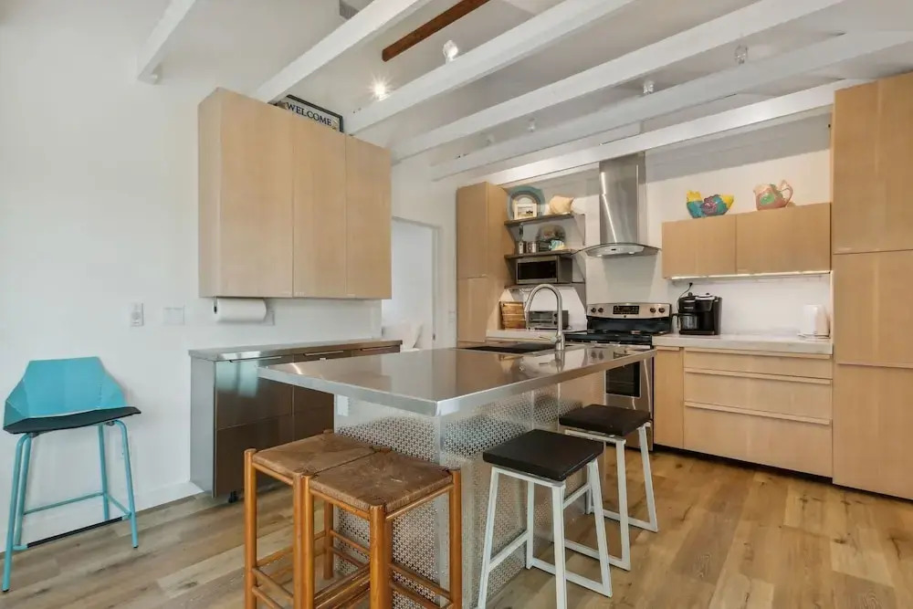 Blueberry Dunes Beach Cottage - Pet Friendly - Pool
