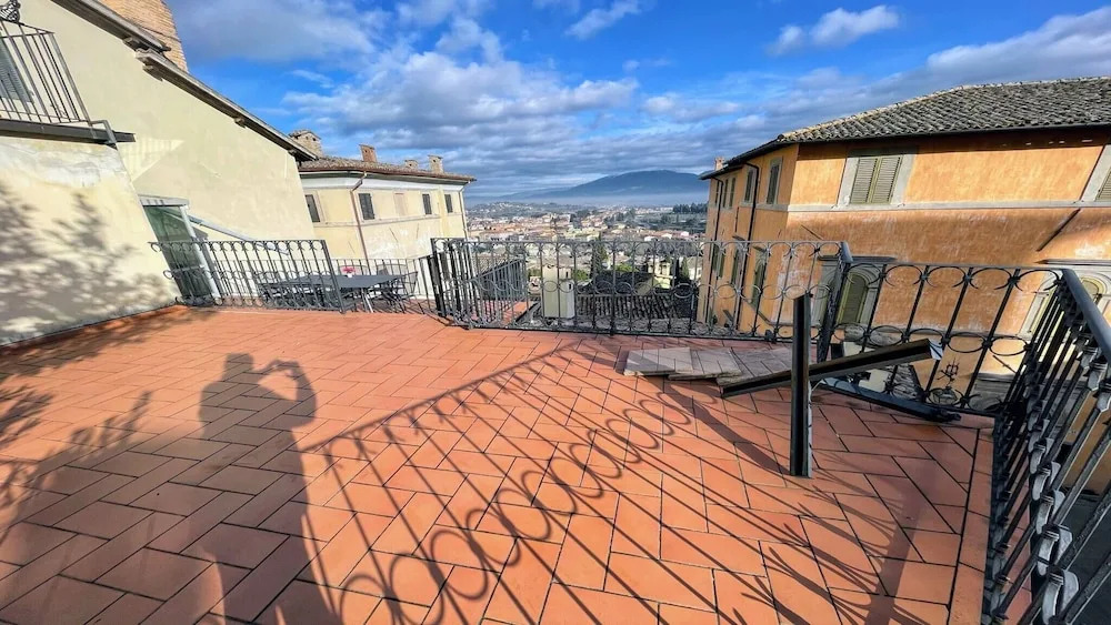 Central Spoleto 6 Guests apt With Terrace