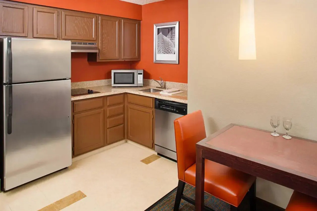 Residence Inn by Marriott Detroit Livonia