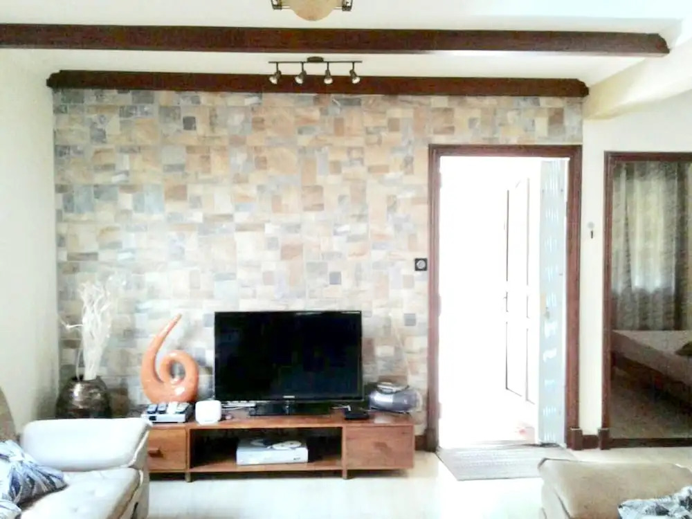 House With 4 Bedrooms in Flic en Flac, With Pool Access, Enclosed Gard