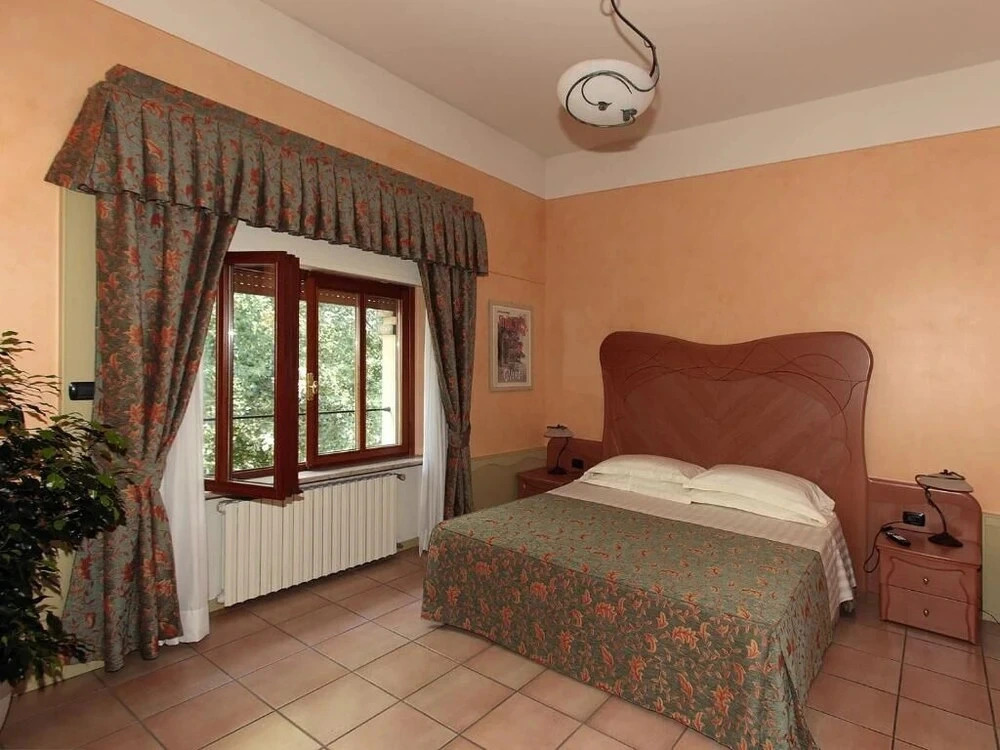 Astoria Residence