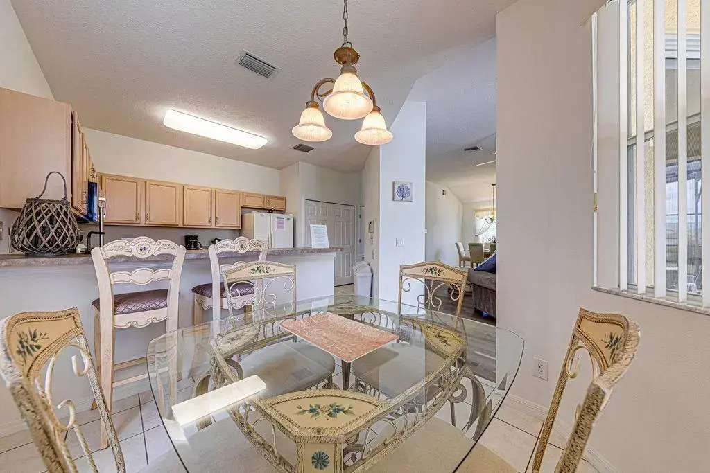 Gorgeous 4 Bedroom, Disney And South Facing Pool, Davenport, US