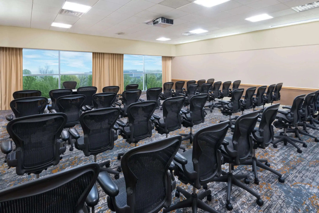 Hamilton Park Hotel & Conference Center