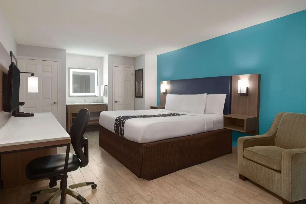 La Quinta by Wyndham Oceanfront Daytona Beach