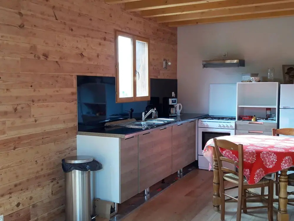 Brand-new Wooden Chalet Offering Vast Views, 800m From Gérardmer and Close to the Pistes