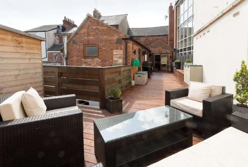 Cherwell Gates 4 Bed Luxury Oxford Apartment for 8 with Roof terrace