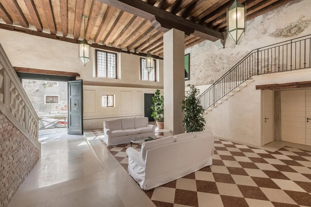 Varoter Design Venetian Studio