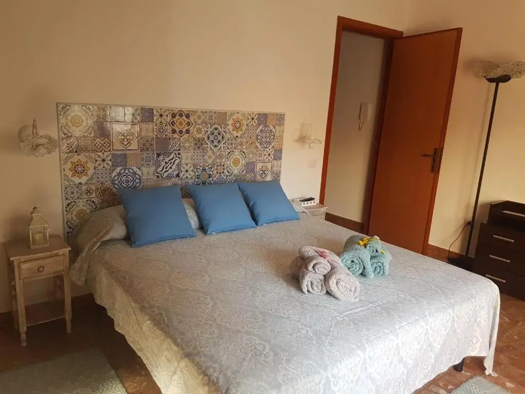 Casa Vacanze Fronte Mare Calasetta "CA' U CAPPUN"