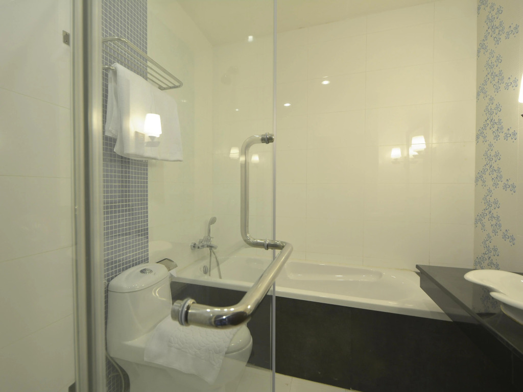 Patong Palace Hotel - SHA Extra Plus