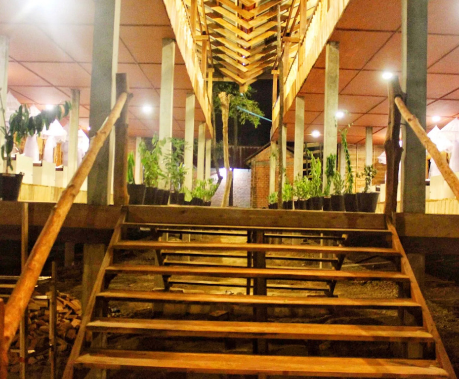 The Cliff Hostel, MPay Bay