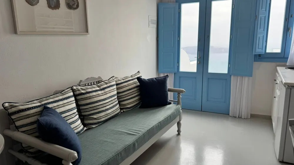 Santorini Theasis Suites