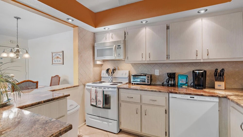 Serenity On Sutton 2 Bedroom Townhouse by RedAwning