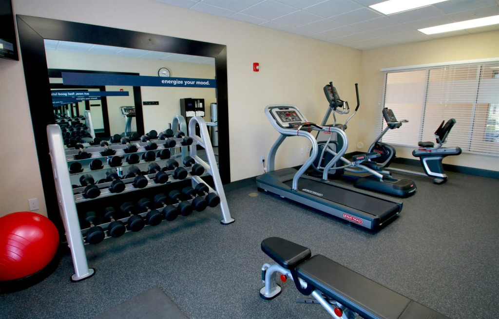 Hampton Inn- Suffolk
