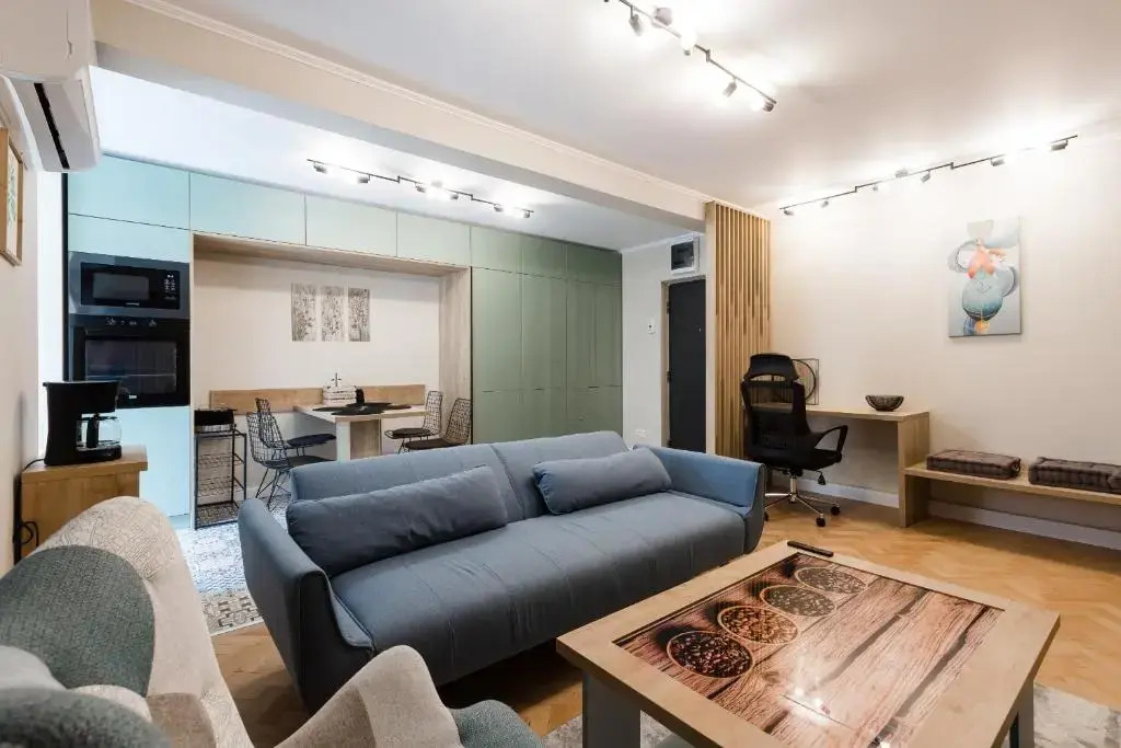 Lovely flat, UltraCentral, with Free Parking VIC8