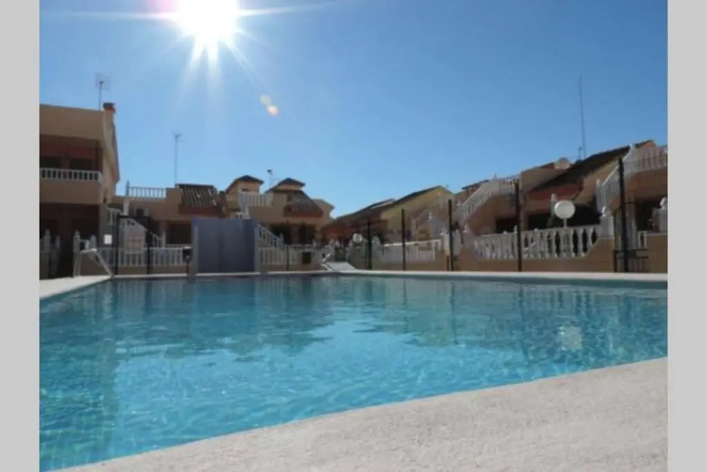 Torrevieja : Appart 1st floor with pool view