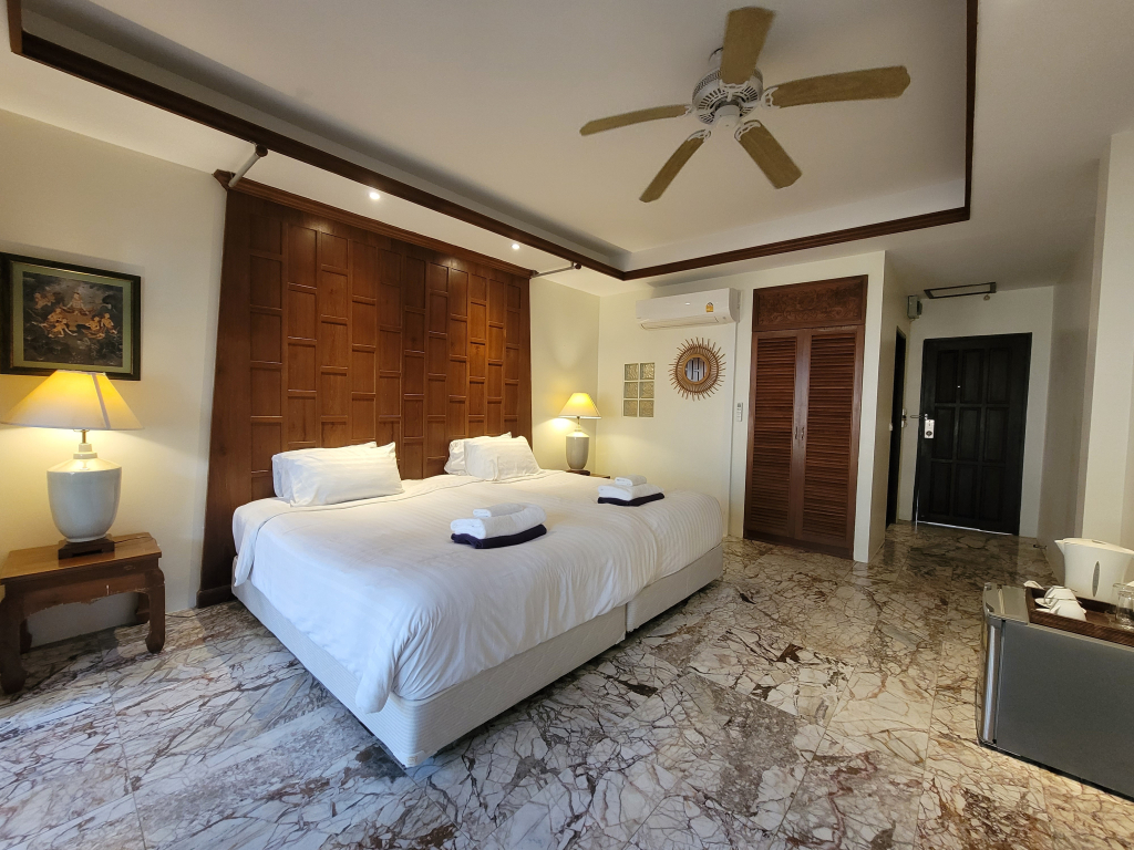 Koh Chang Cliff Beach Resort