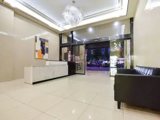 Jianshe Hotel (Chongqing West Railway Station)