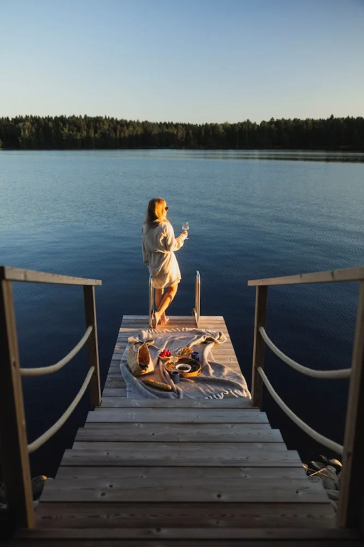 Bella Lake Resort