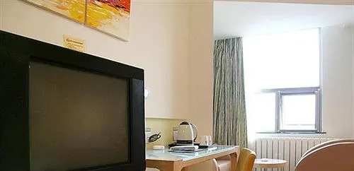 Yinzuo Jiayi Hotel - Qingdao