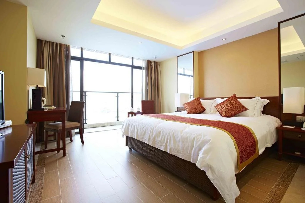 Dongshan Pearl Island Hotel