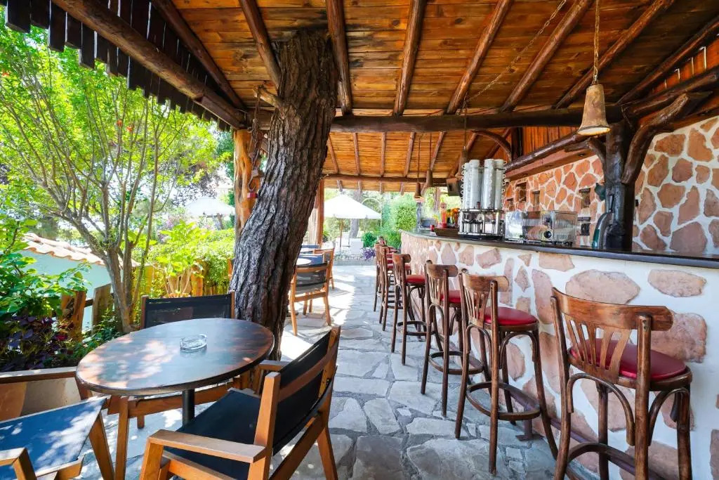 Village Esperia
