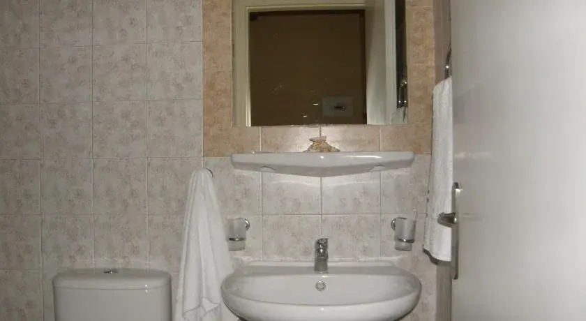 Hotel Aki