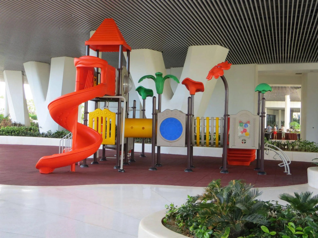 Sanya Fenghuang Island Hotel