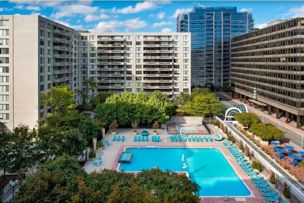 Amazing Br2 Bedroom Condo at Arlington