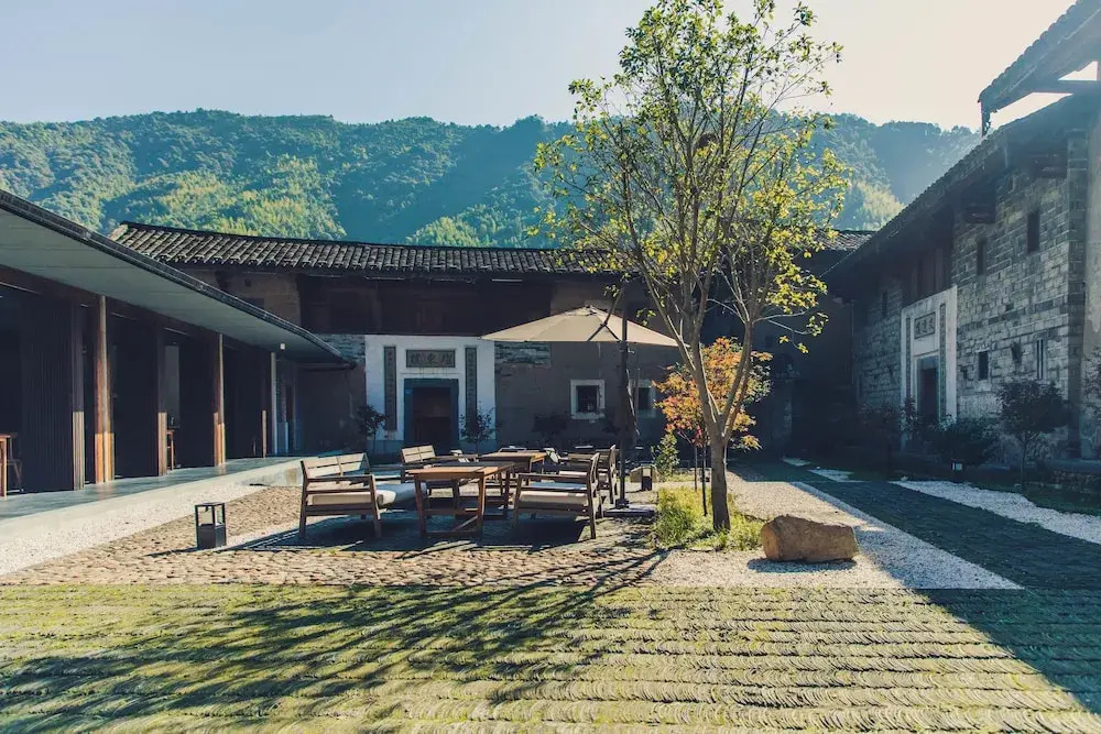 Tsingpu Tulou Retreat 青普文化行馆 南靖土楼店