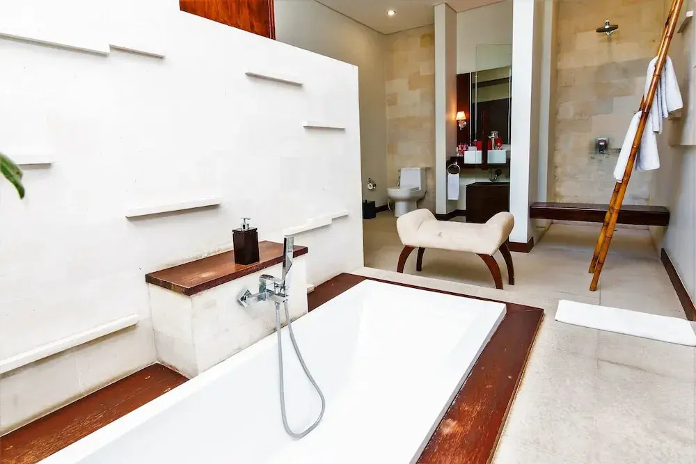 ZEN Premium Umalas Bumbak Villa