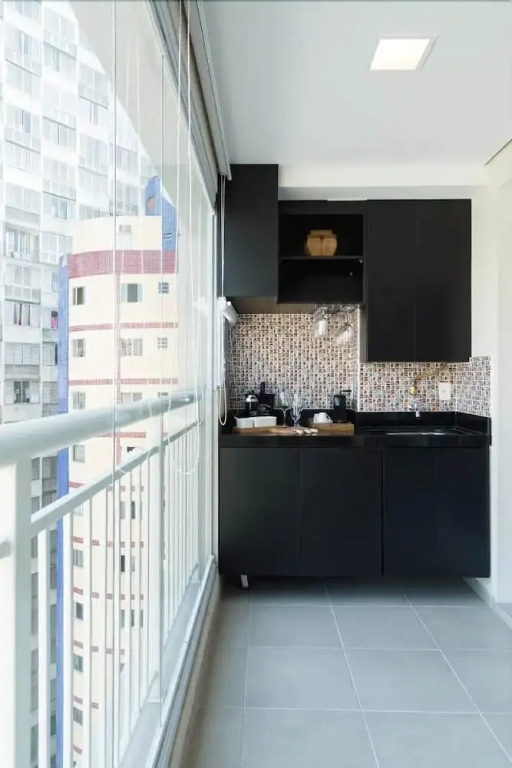 UB907 Charme urbano em loft com bar panorâmico!